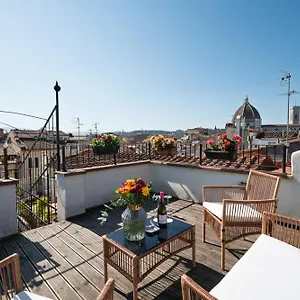 Гостевой дом Residenza Conte Di Cavour & Rooftop, Флоренция